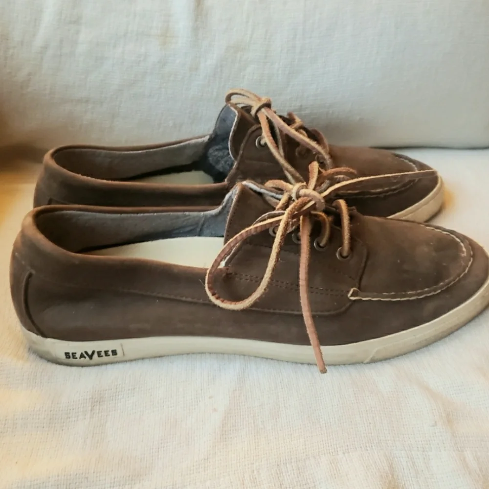 SeaVees leather boating shoes 12